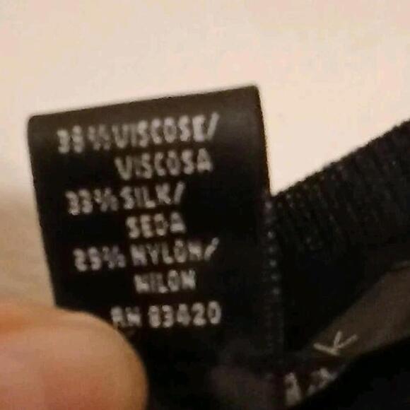 August Silk Sweater Vest Womens XL Black Sleeveless Round Neck Stretch Top - Picture 7 of 8